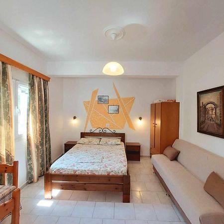Villa Eleni Agios Gordios  Exterior photo