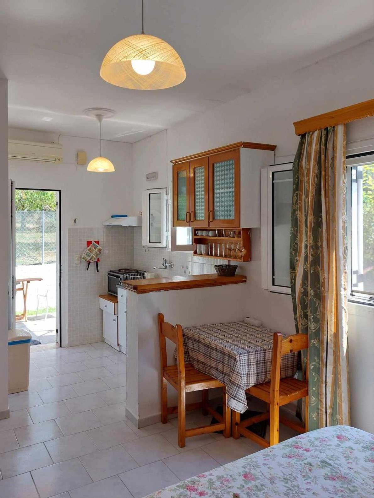 Villa Eleni Agios Gordios  Exterior photo